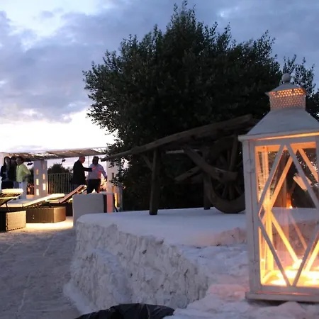 Trullo Palummieddu 別荘 オストゥーニ