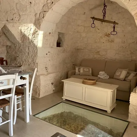 Trullo Palummieddu オストゥーニ